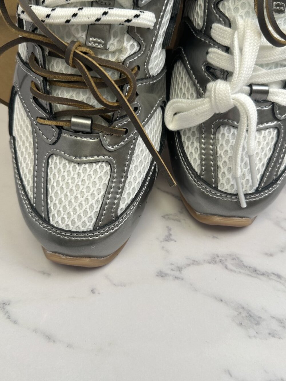 MIU MIU Silver-White Vintage-Style Color-Block Casual Sneakers with Double Laces - Picture 3 of 6